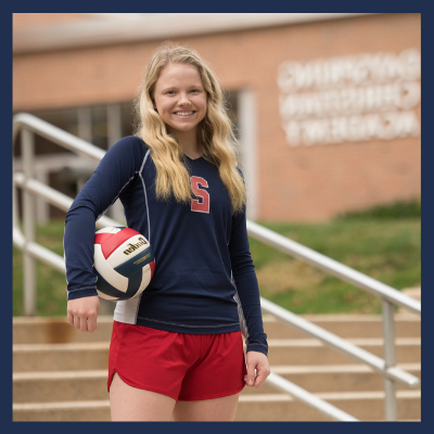 Female Christian 高中 Sports Team Player with Volleyball